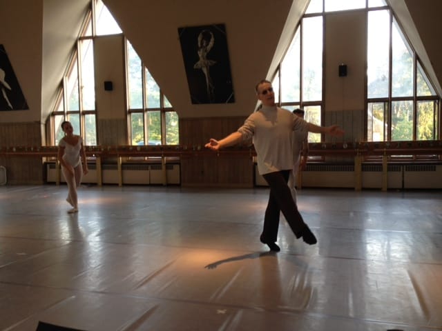 Ken Ludden teaching ballet